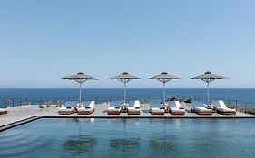 Colombos Beachfront